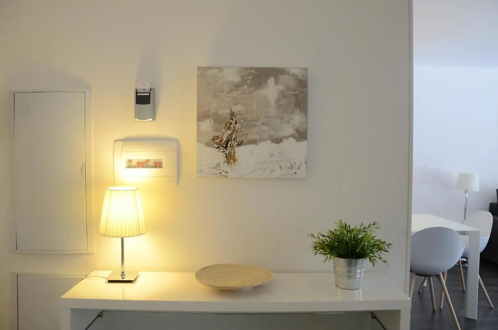 Hotel Dailyflats Parc Gueell Barcelona 3*,