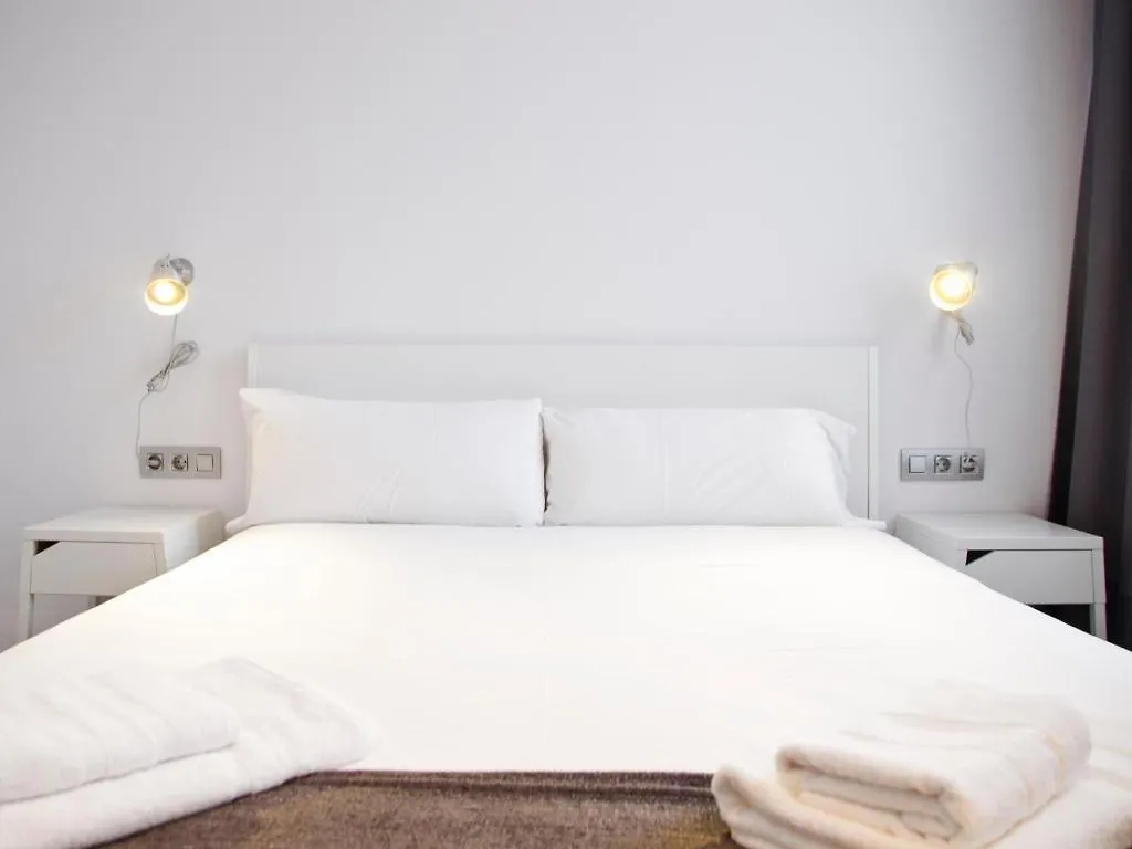 Dailyflats Parc Gueell Hotel Barcelona 3*,